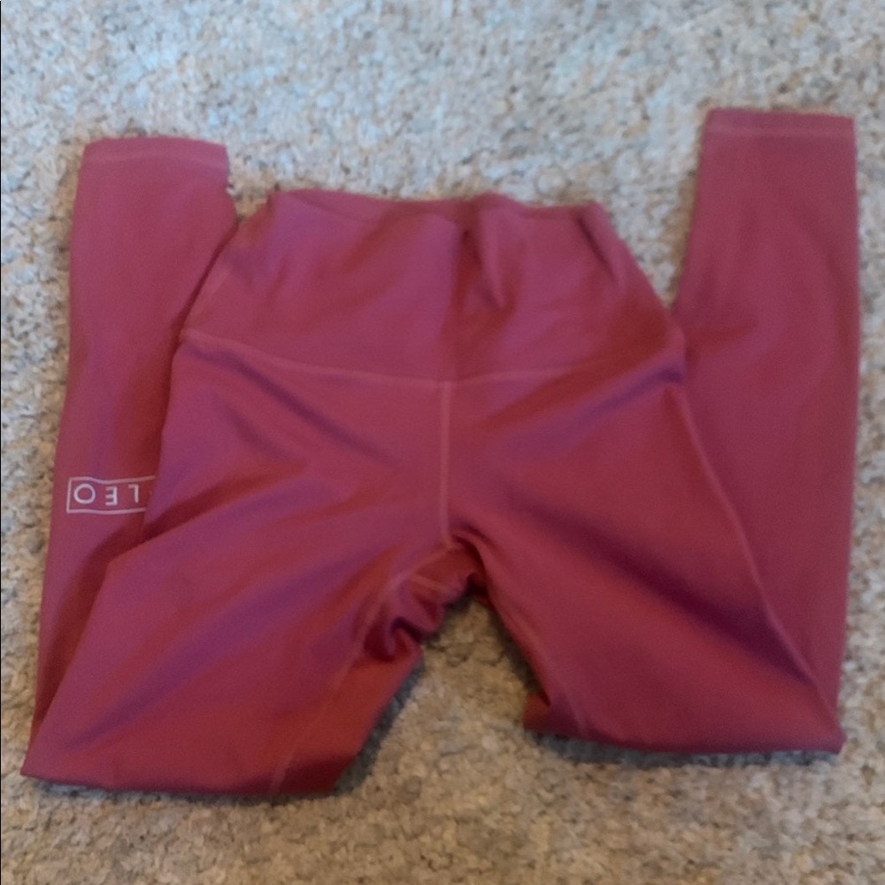 FLEO romey leggings size small